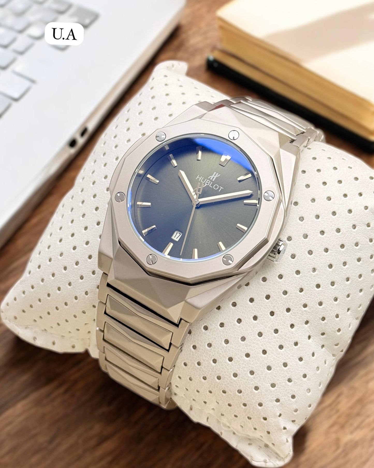 Hublot Big Bang Daimond cut model magic